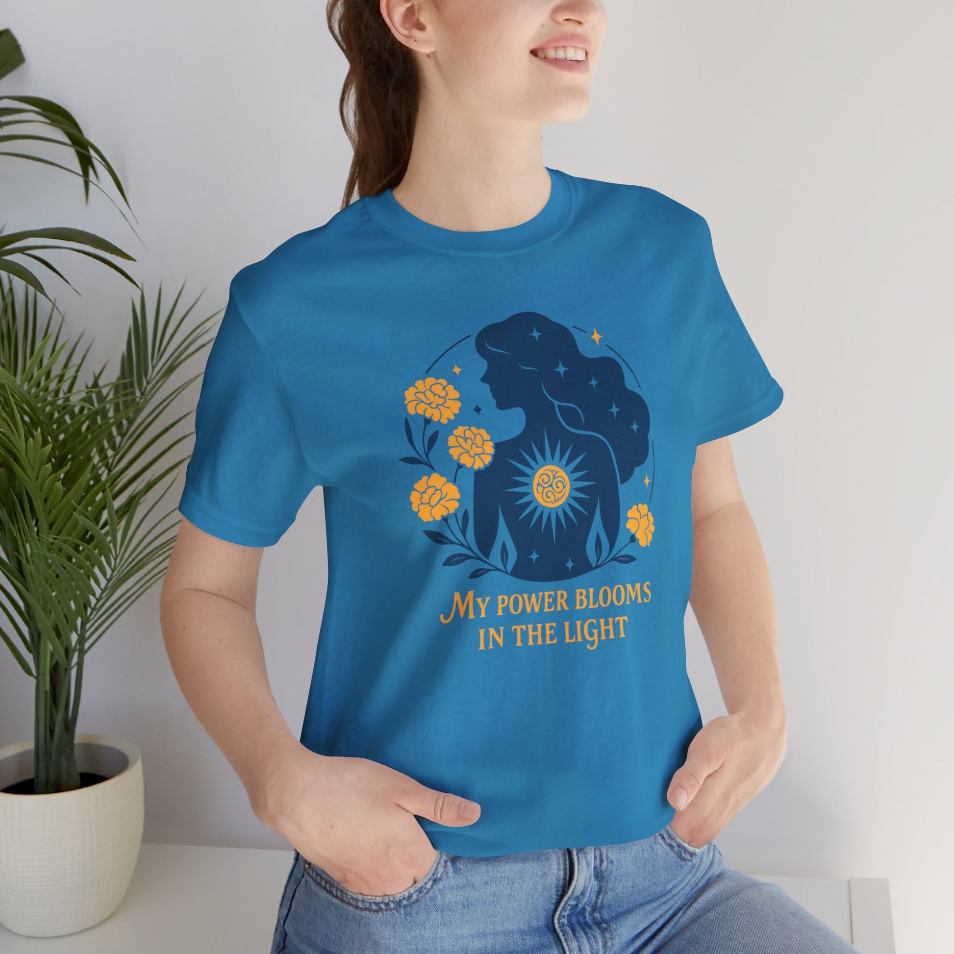 My Power Blooms in the Light – Feminine Floral Energy T-Shirt - Spirit Stitch